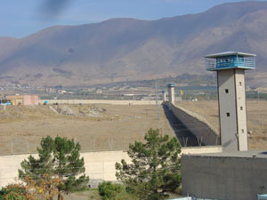 زندان چناران